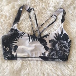 Lululemon FREE TO BE bra brisk bloom 4